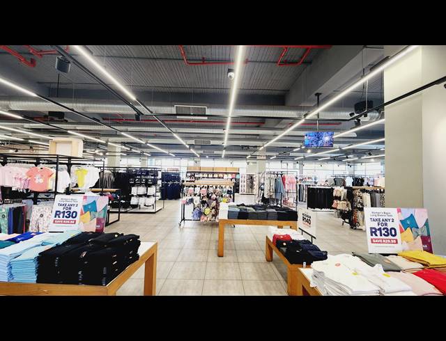 596M² RETAIL TO LET IN NORTH RIDING